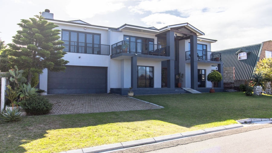 6 Bedroom Property for Sale in Franskraal Western Cape